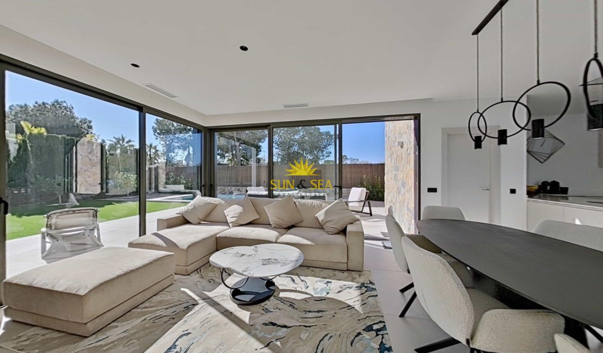 Resale - Villa - Orihuela - Las Colinas Golf