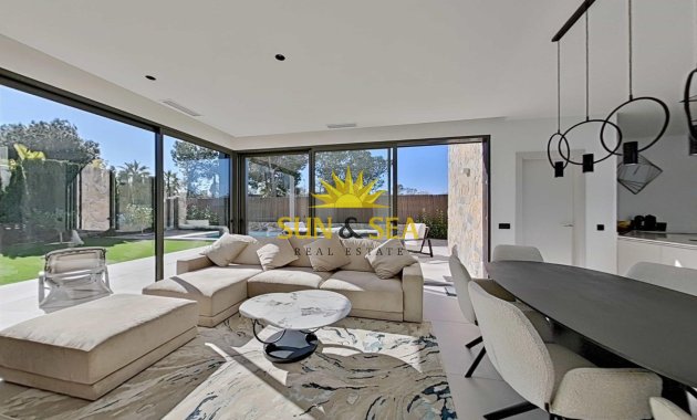Resale - Villa - Orihuela - Las Colinas Golf
