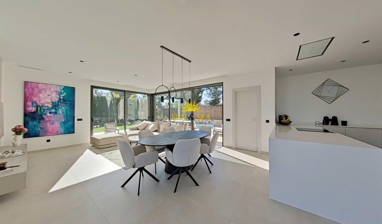 Resale - Villa - Orihuela - Las Colinas Golf