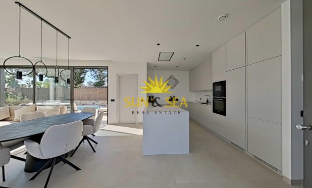 Resale - Villa - Orihuela - Las Colinas Golf