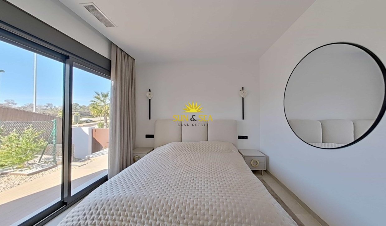 Resale - Villa - Orihuela - Las Colinas Golf