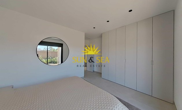 Resale - Villa - Orihuela - Las Colinas Golf