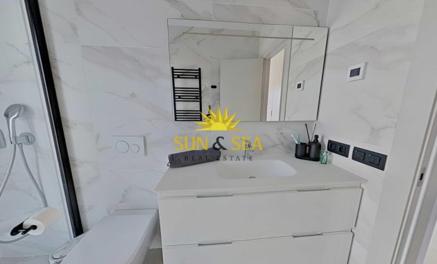 Resale - Villa - Orihuela - Las Colinas Golf