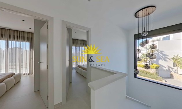 Resale - Villa - Orihuela - Las Colinas Golf