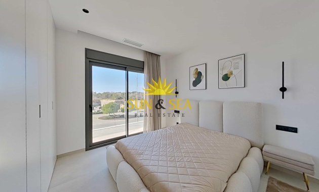 Resale - Villa - Orihuela - Las Colinas Golf