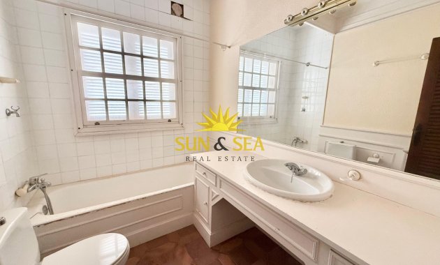 Resale - Villa - Puerto de Mazarron - Playa Negra