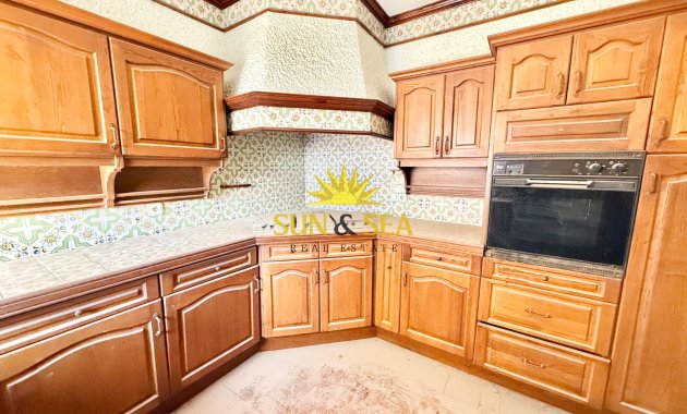 Resale - Villa - Puerto de Mazarron - Playa Negra