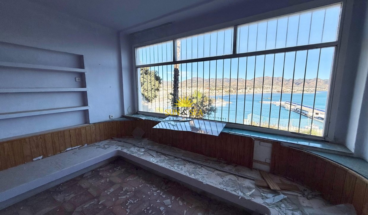Resale - Villa - Puerto de Mazarron - Playa Negra