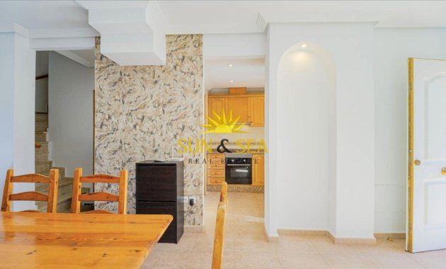 Reventa - Villa / Semi separado - Orihuela Costa - Los Altos