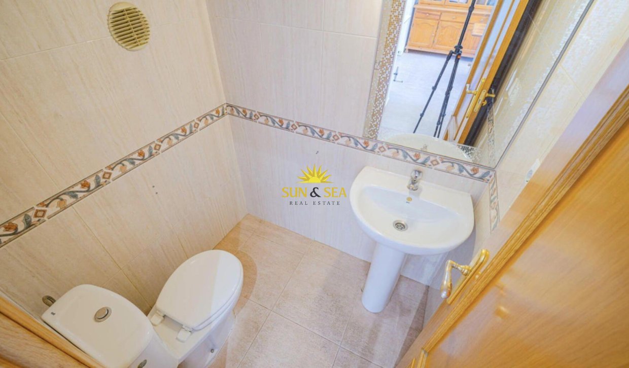 Reventa - Villa / Semi separado - Orihuela Costa - Los Altos