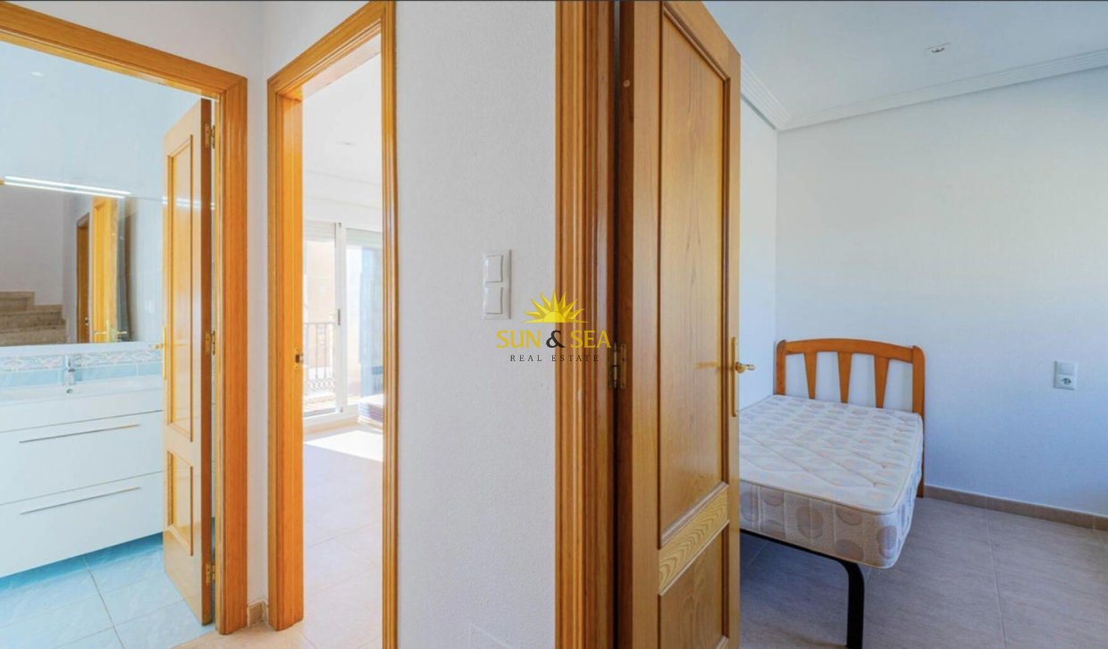Reventa - Villa / Semi separado - Orihuela Costa - Los Altos