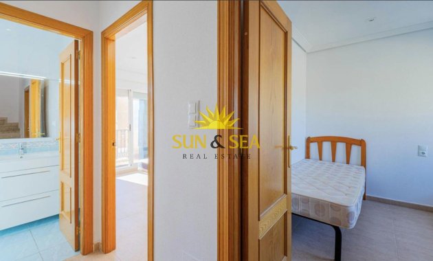 Reventa - Villa / Semi separado - Orihuela Costa - Los Altos