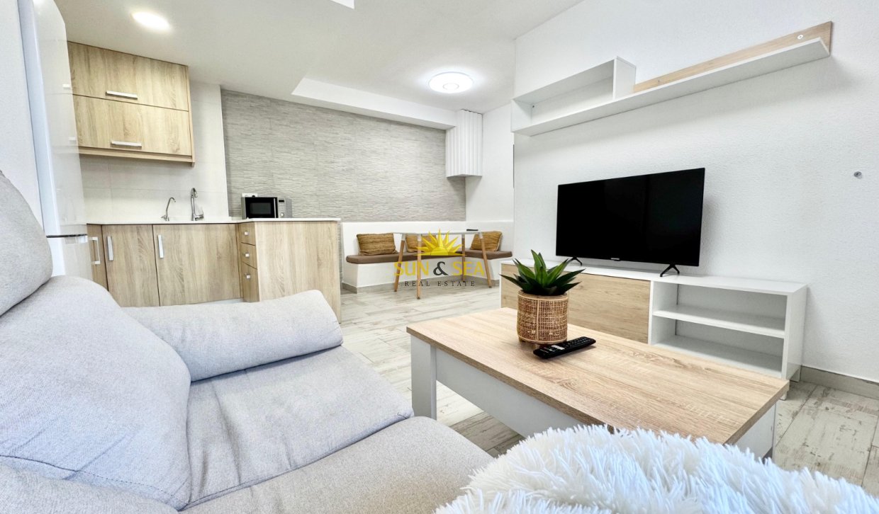 Long Term Rental - Ground Floor - Torrevieja - La veleta