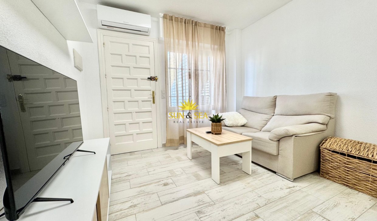 Long Term Rental - Ground Floor - Torrevieja - La veleta