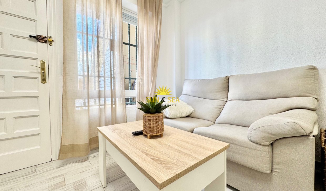 Long Term Rental - Ground Floor - Torrevieja - La veleta