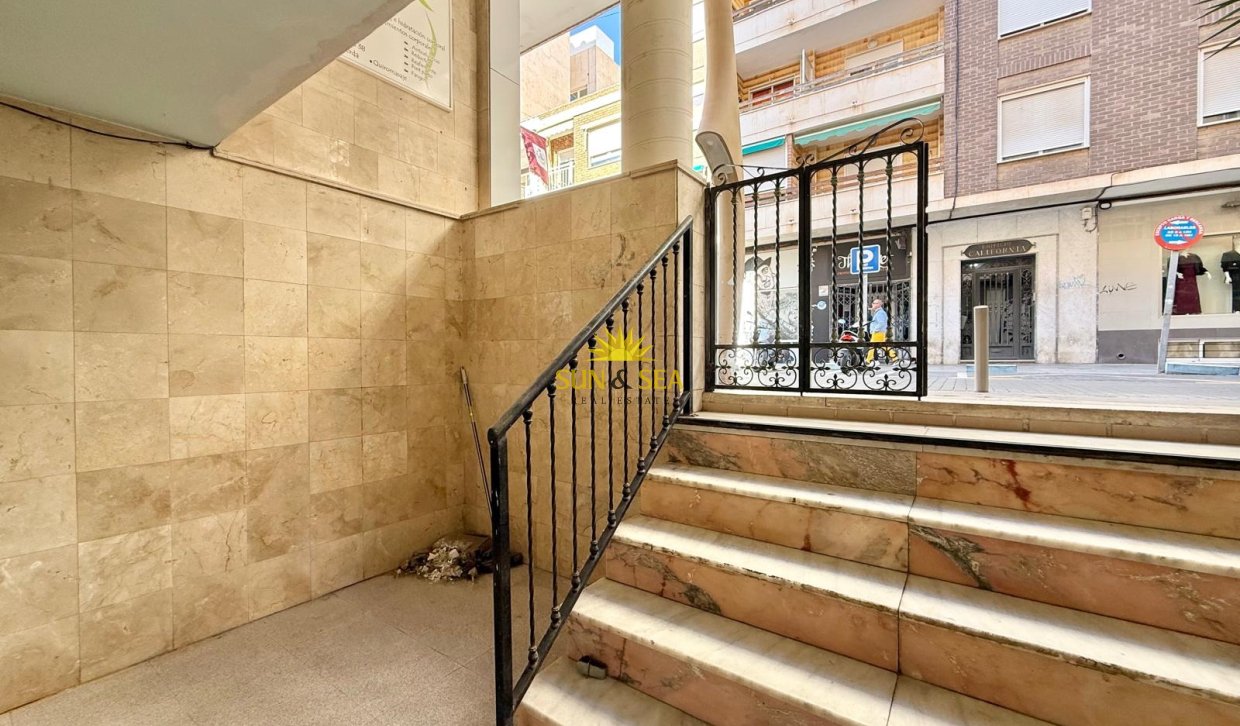 Long Term Rental - Commercial - Torrevieja - Centro
