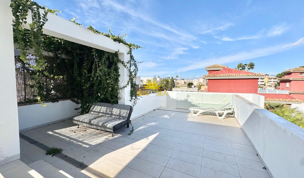 Kurzzeit-Vermietung - Villa - Orihuela Costa - Los Dolses