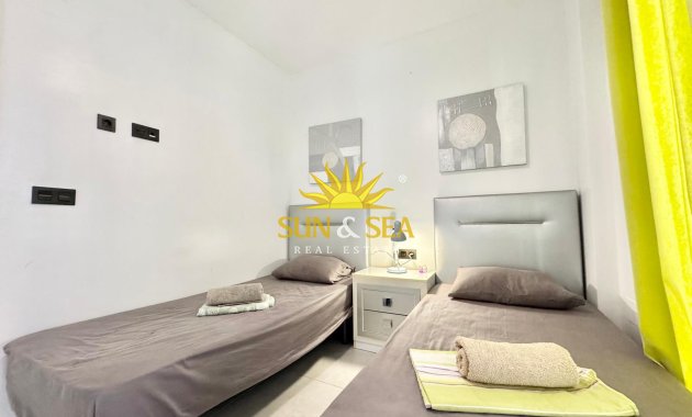 Kurzzeit-Vermietung - Villa - Orihuela Costa - Los Dolses