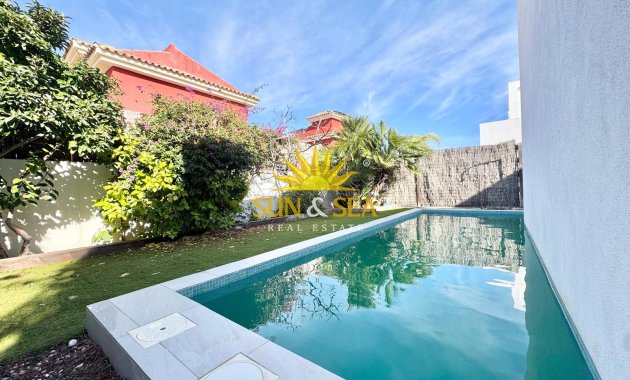 Kurzzeit-Vermietung - Villa - Orihuela Costa - Los Dolses