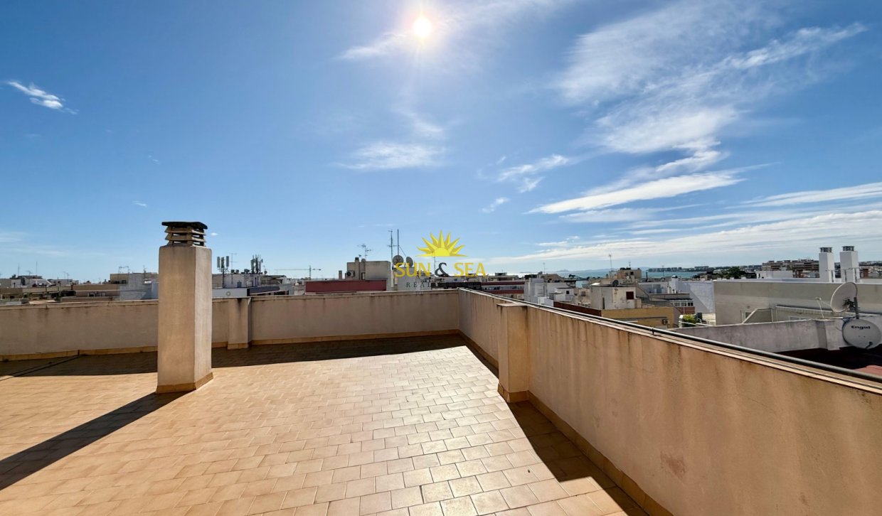 Resale - Apartment - Torrevieja - torrevieja