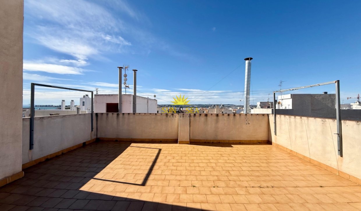 Resale - Apartment - Torrevieja - torrevieja