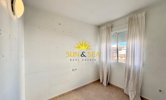 Resale - Apartment - Torrevieja - torrevieja