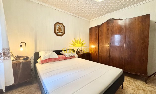 Reventa - Chalet - Torrevieja - Centro