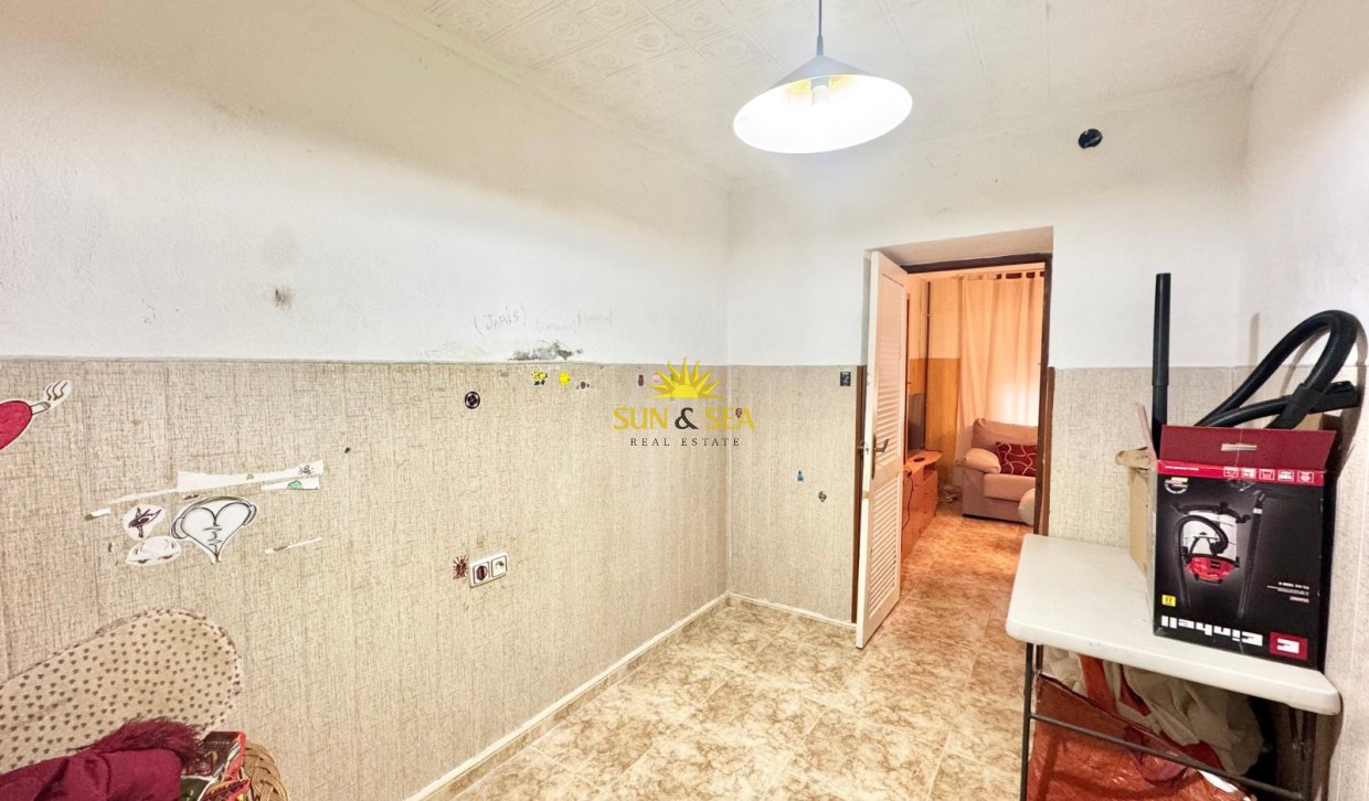 Reventa - Chalet - Torrevieja - Centro
