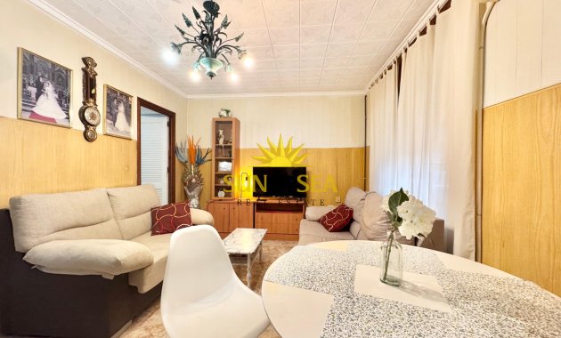 Reventa - Chalet - Torrevieja - Centro