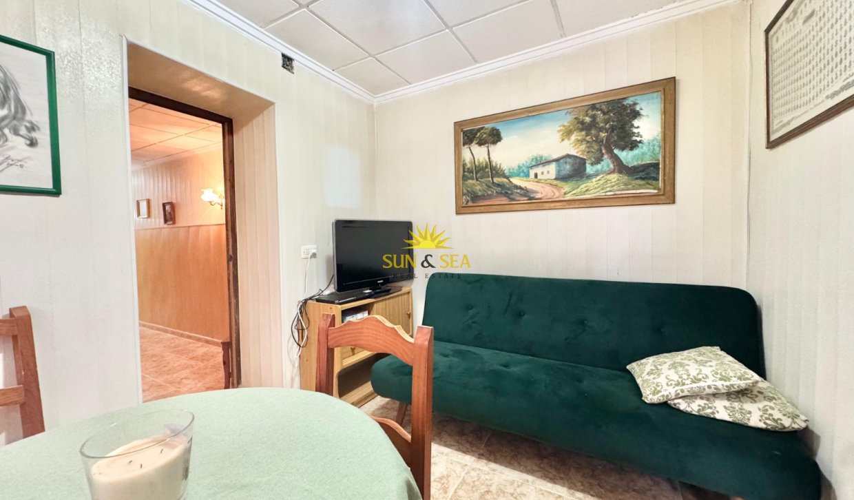 Reventa - Chalet - Torrevieja - Centro
