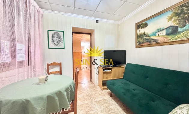 Reventa - Chalet - Torrevieja - Centro