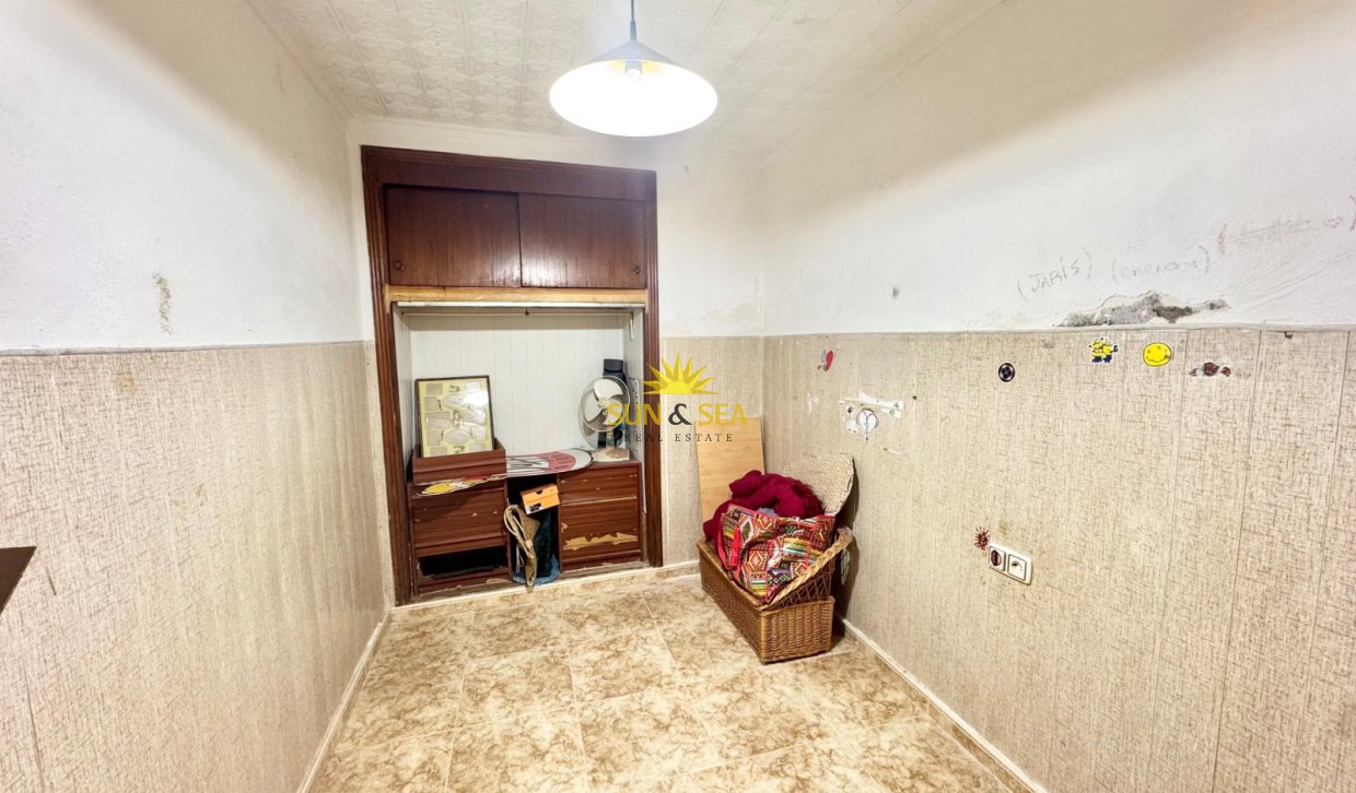 Reventa - Chalet - Torrevieja - Centro