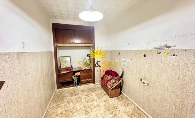 Reventa - Chalet - Torrevieja - Centro