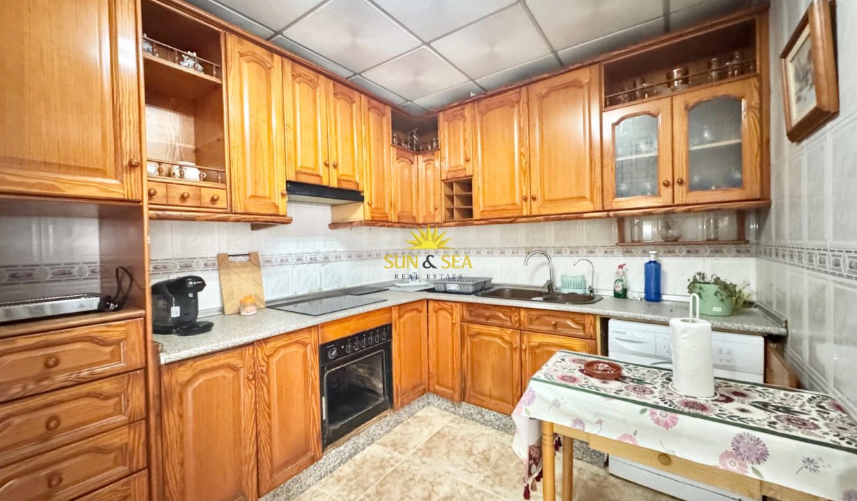 Reventa - Chalet - Torrevieja - Centro