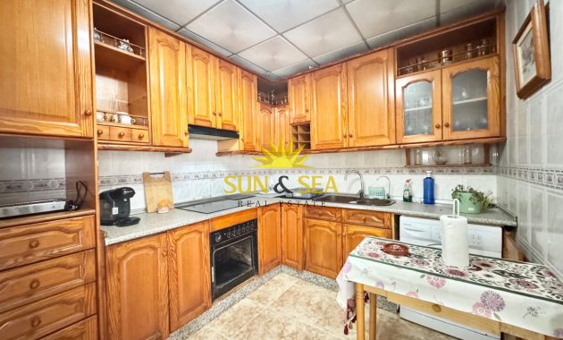 Reventa - Chalet - Torrevieja - Centro