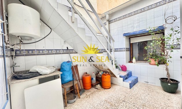 Reventa - Chalet - Torrevieja - Centro