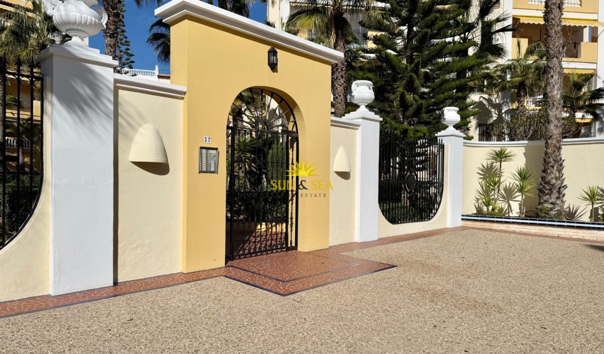 Long Term Rental - Apartment - Torrevieja - Playa de los Locos