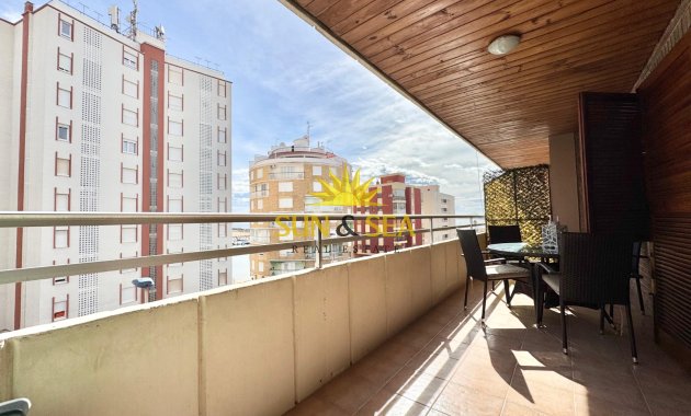 Location à long terme - Appartement - Torrevieja - Playa del Acequión