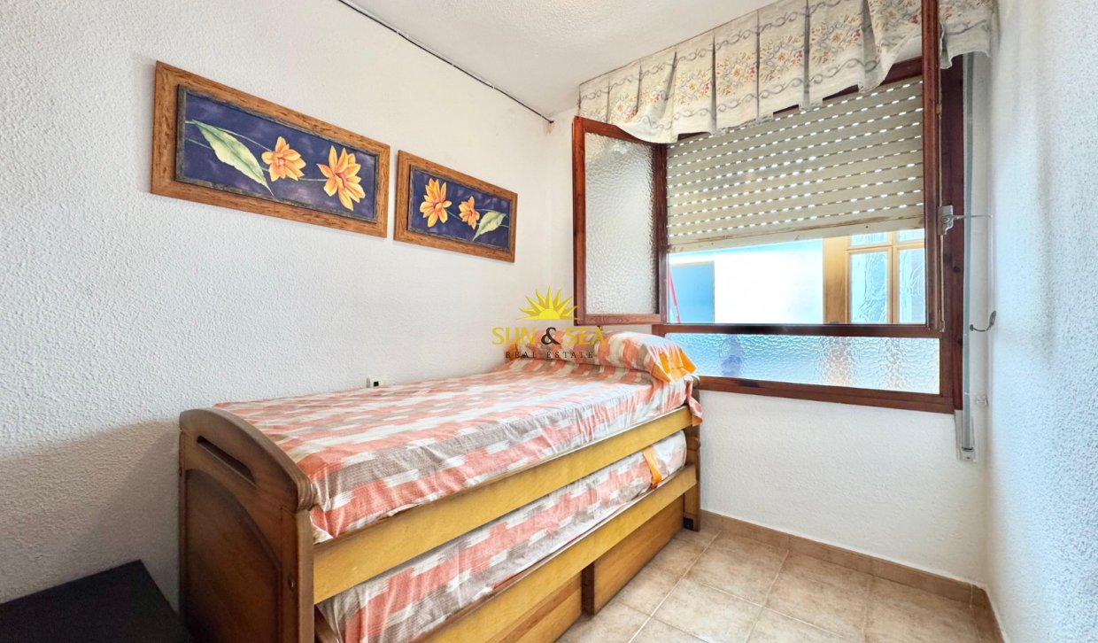 Location à long terme - Appartement - Torrevieja - Playa del Acequión