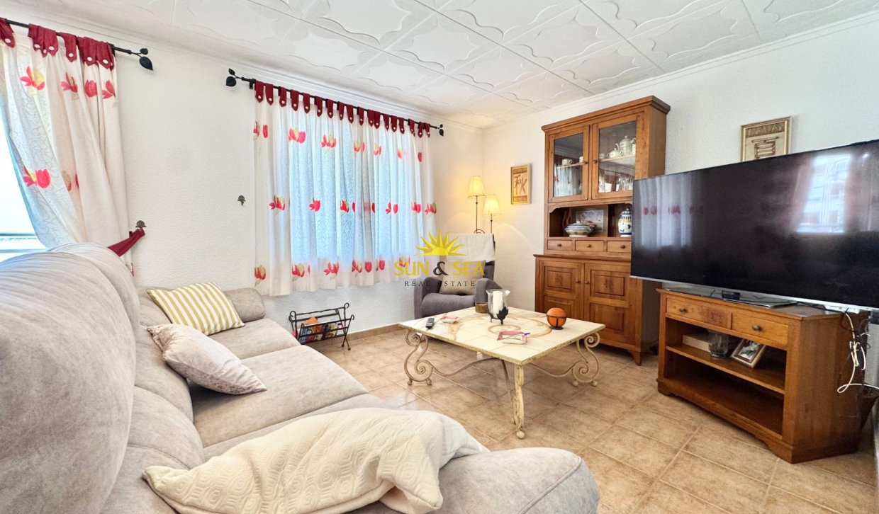 Location à long terme - Appartement - Torrevieja - Playa del Acequión