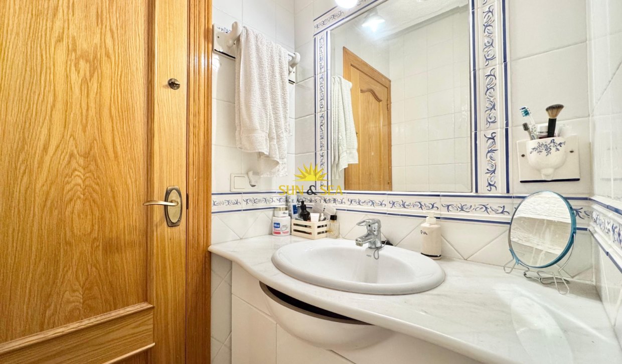 Location à long terme - Appartement - Torrevieja - Playa del Acequión