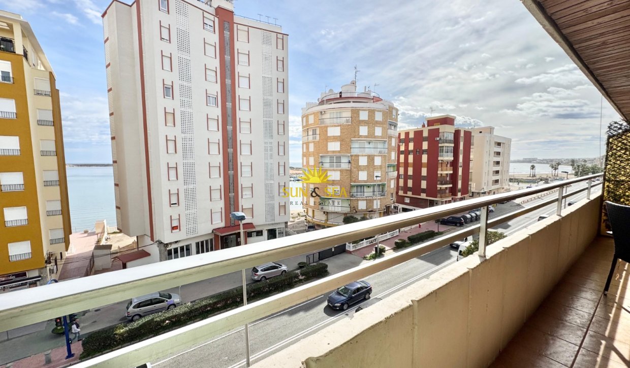 Location à long terme - Appartement - Torrevieja - Playa del Acequión