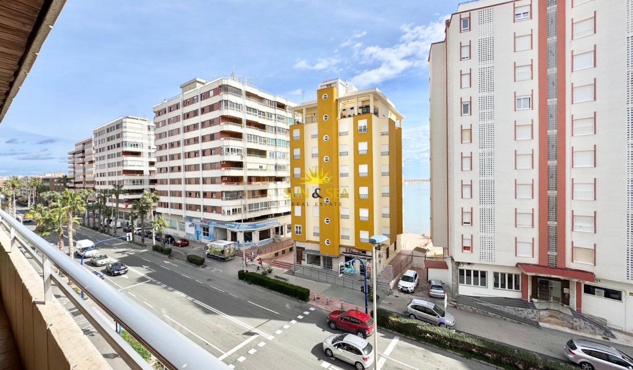 Location à long terme - Appartement - Torrevieja - Playa del Acequión