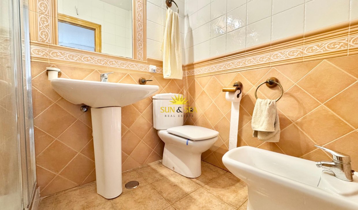 Location à long terme - Appartement - Torrevieja - Playa del Acequión