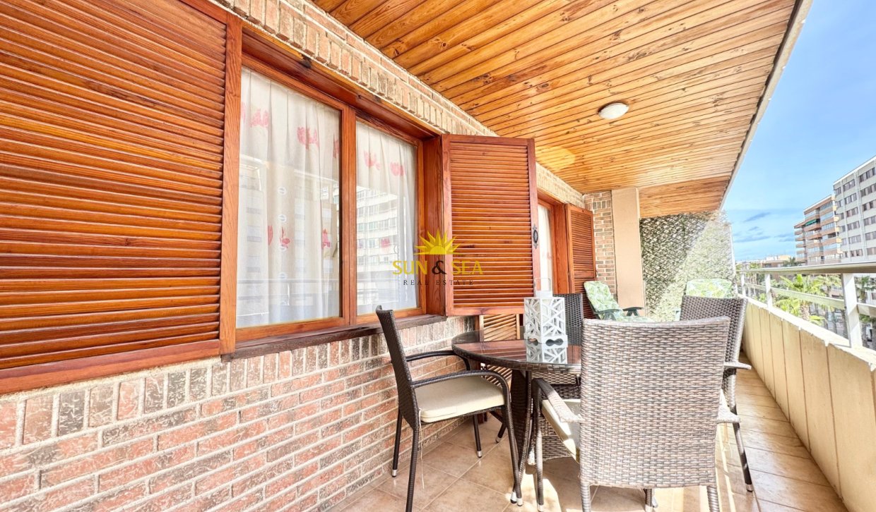 Location à long terme - Appartement - Torrevieja - Playa del Acequión