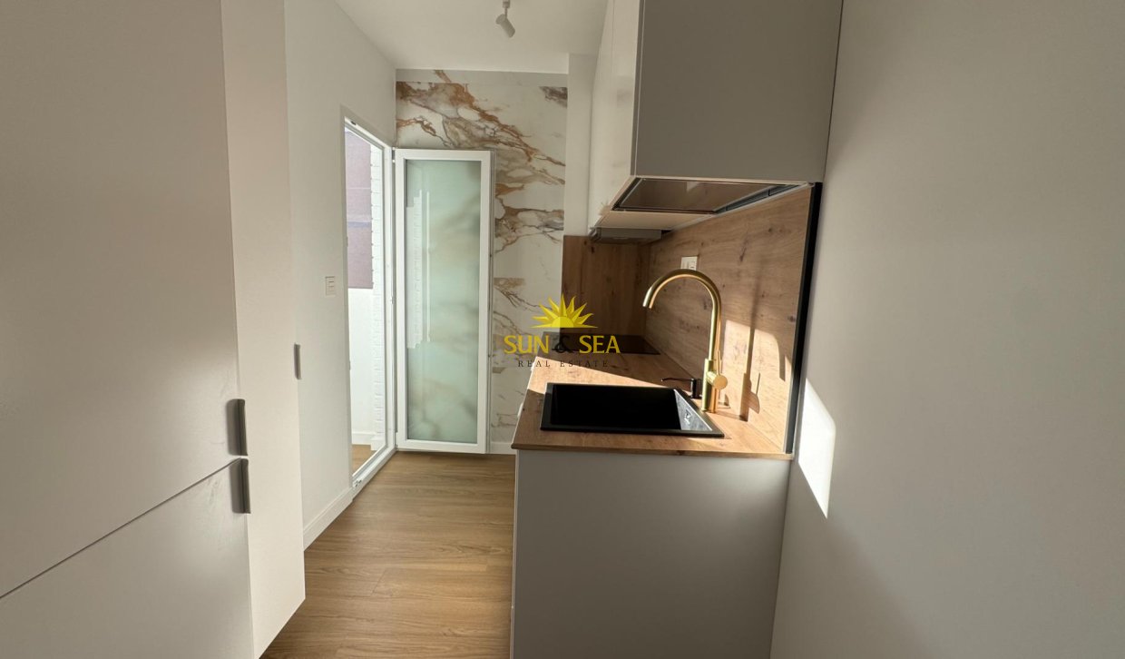 Reventa - Apartamento - Torrevieja - Punta prima