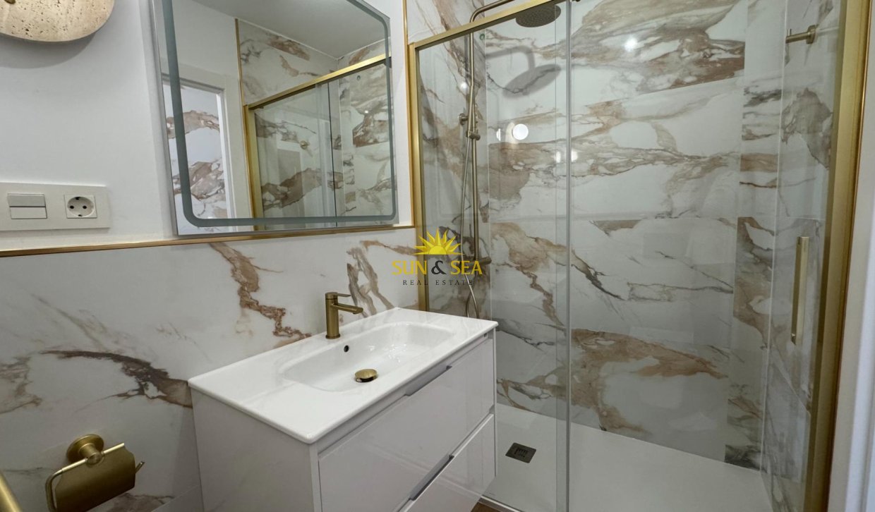 Reventa - Apartamento - Torrevieja - Punta prima