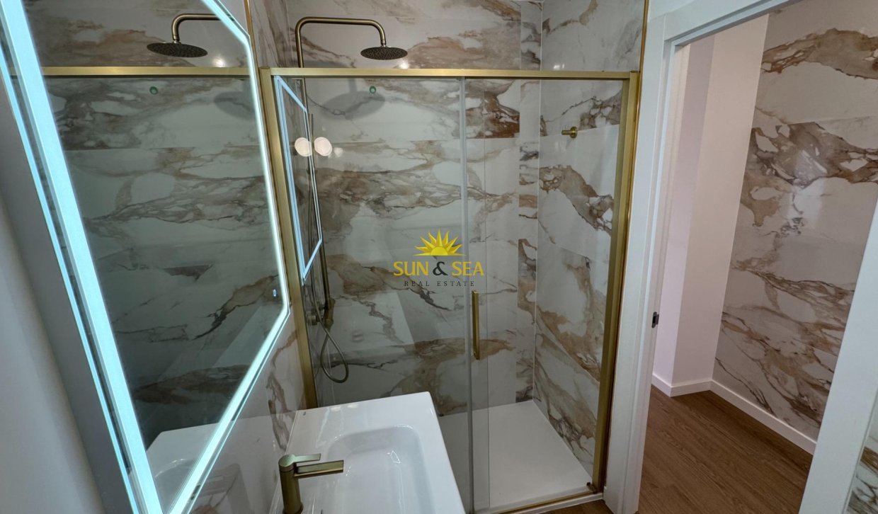 Reventa - Apartamento - Torrevieja - Punta prima