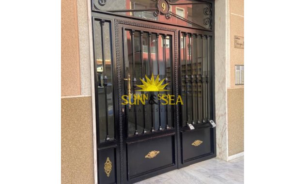 Reventa - Apartamento - Torrevieja - Centro