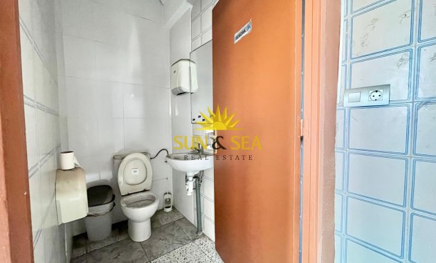 Reventa - Comercial - Torrevieja - Playa del Acequión